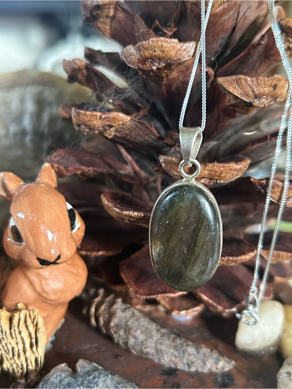 925 Sterling gorgeous grey green labradorite necklace